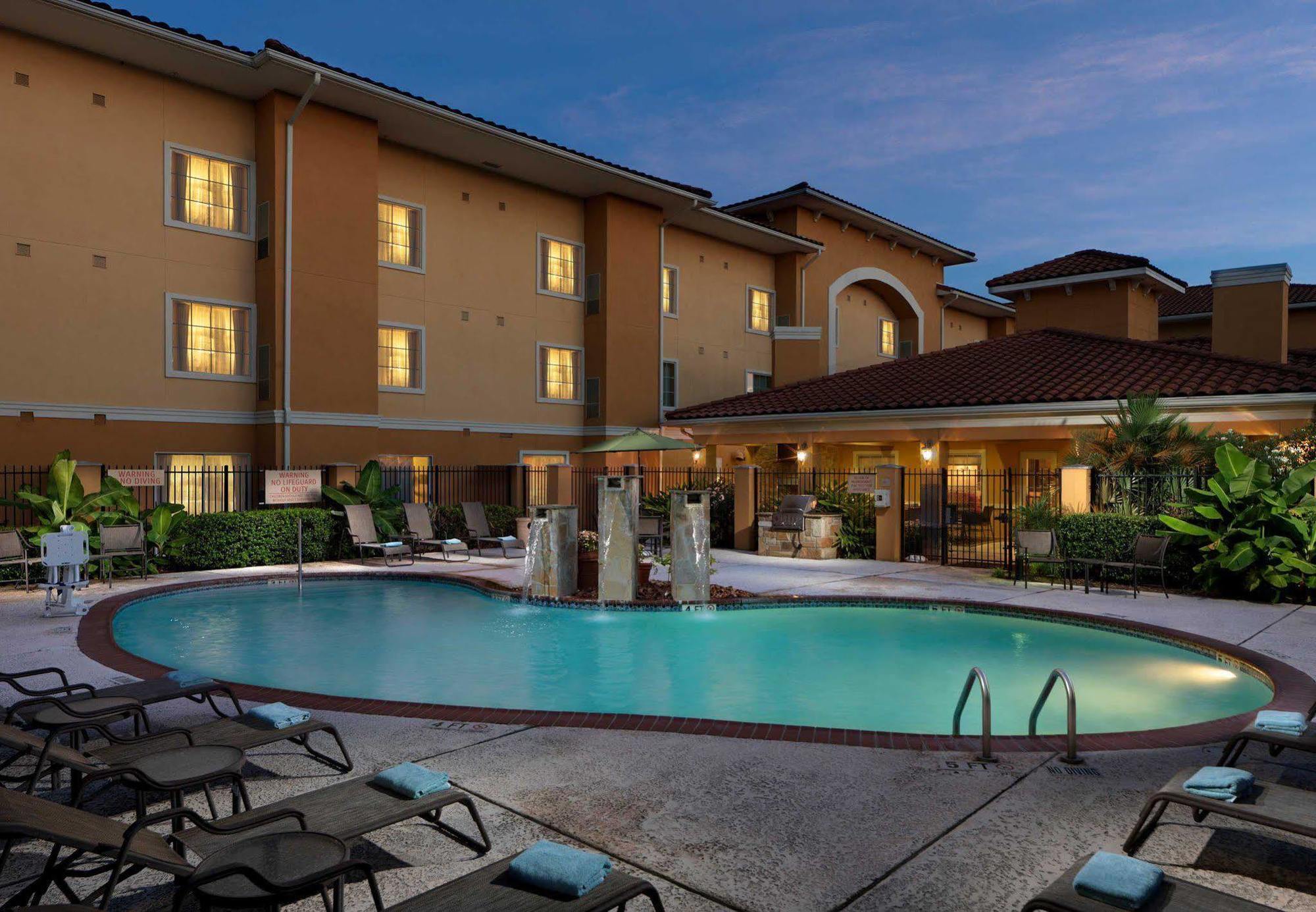 Towneplace Suites Houston North/Shenandoah Dış mekan fotoğraf